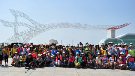 2012年蘭州員工沙湖、鎮(zhèn)北堡影視城兩日游(一）